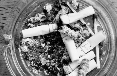 el tabaco es causa de muerte y enfermedad